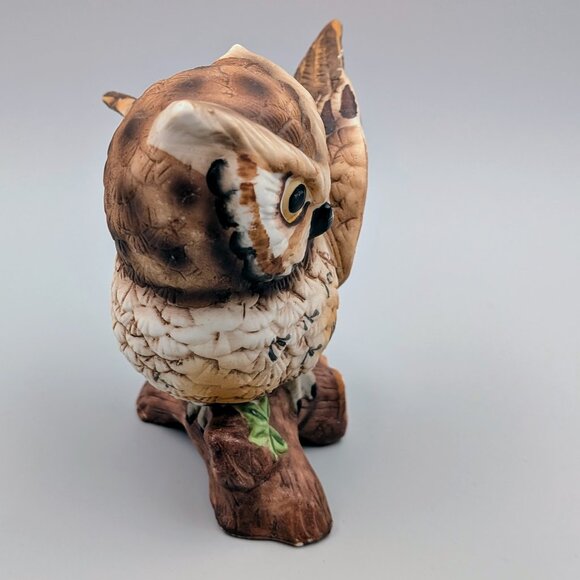 Vintage Porcelain Owl Figurine on Tree Stump |  Bird Collectible - Picture 4 of 7
